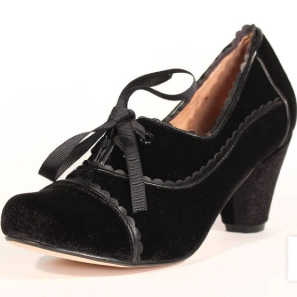 Chelsea Crew Madison velvet heels